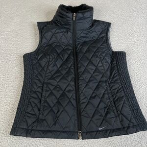 Nike Puffer Vest Youth 8-10 Medium M Black Full Zip Outdoor Logo Jacket Swoosh